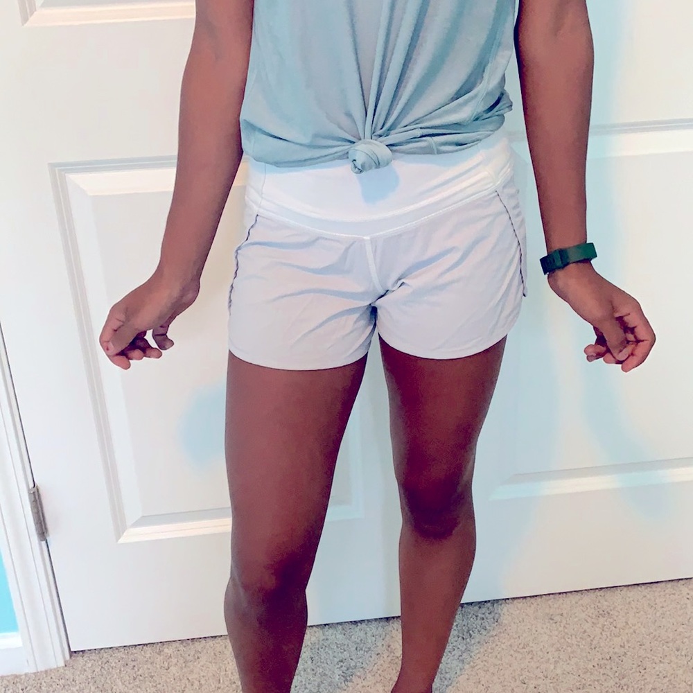 Women’s White Lululemon Speed Up Shorts 3”- Size 2